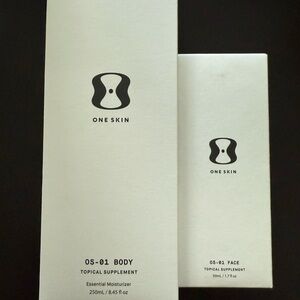 White Skincare Moisturizer Set